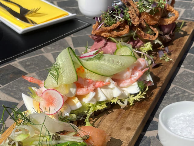 Frokostmenuen hos Restaurant Oven Vande